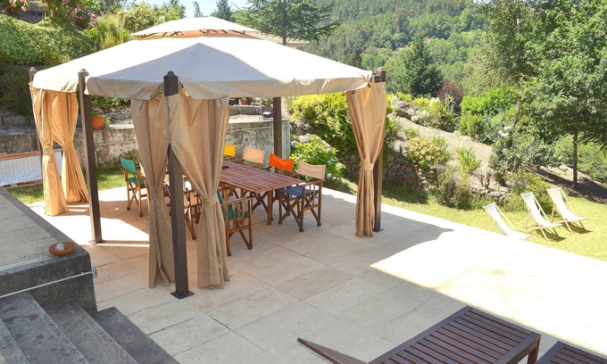Marco de Canaveses House | Pet-Friendly House in Marco de Canaveses with Pool & Spa