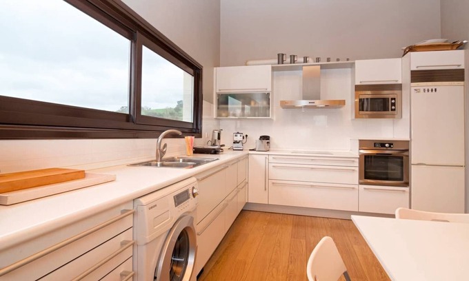 Meruelo House | Beautiful Meruelo House with Private Pool near Noja Beaches