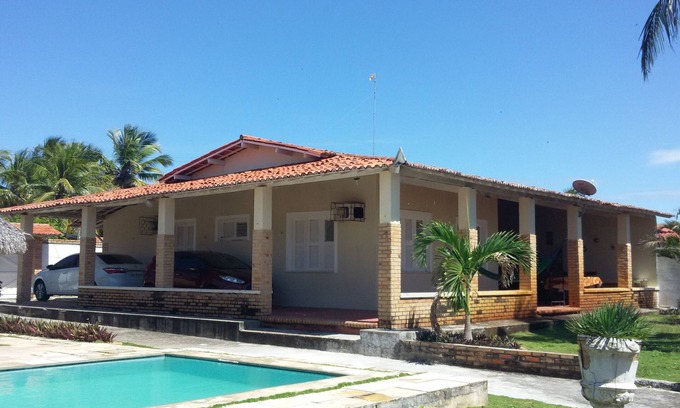 Beberibe House | House in Praia Morro Branco Beberibe Ceara
