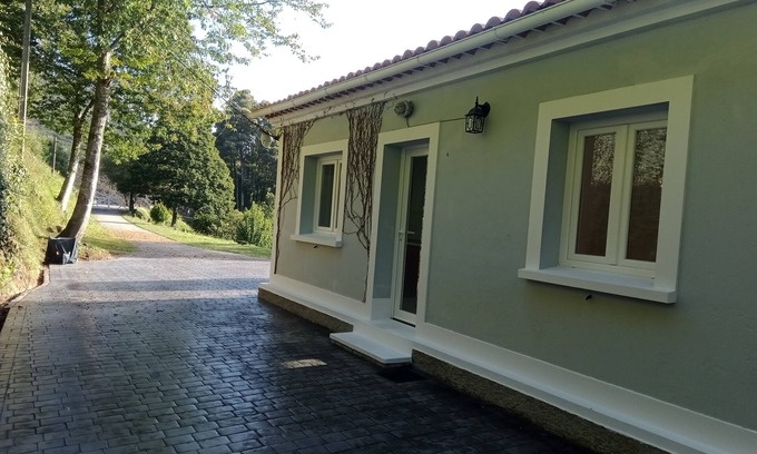 Brion Cottage | Peaceful Retreat with Spa and Child-Friendly Amenities