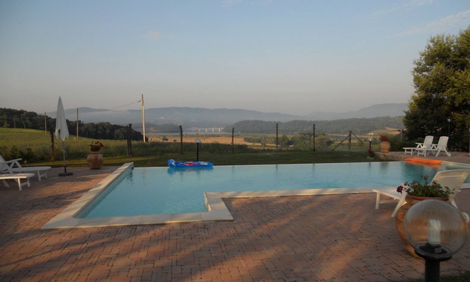 Barberino di Mugello House | Idyllic Tuscan Countryside Retreat with Pool & Lake Views