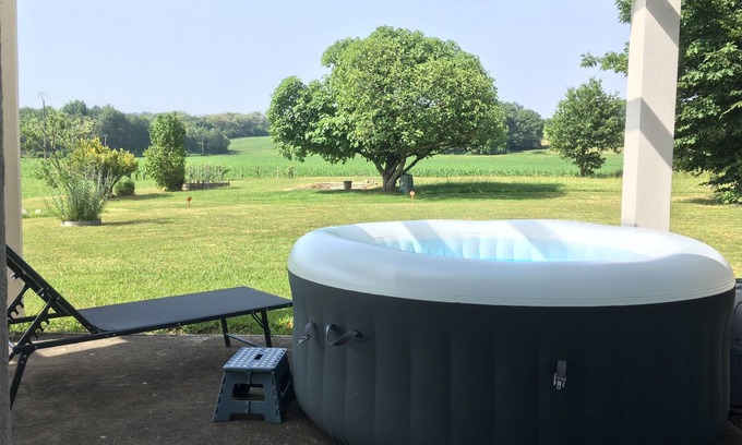 Laa-Mondrans House | Idyllic House in Béarn Countryside with Stunning Views