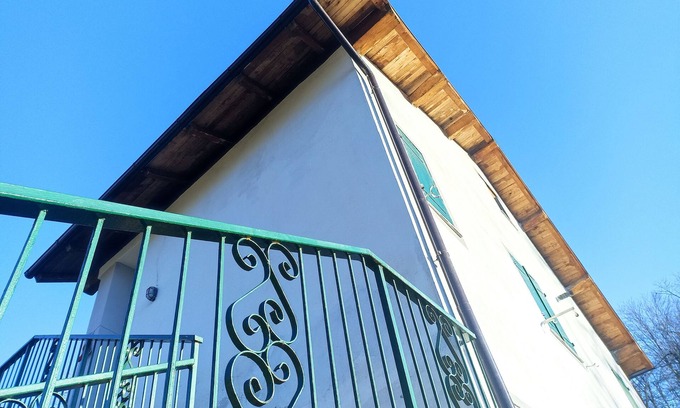 Urbe Apartment | Cozy House in the Forest - Pet Friendly with Breakfast