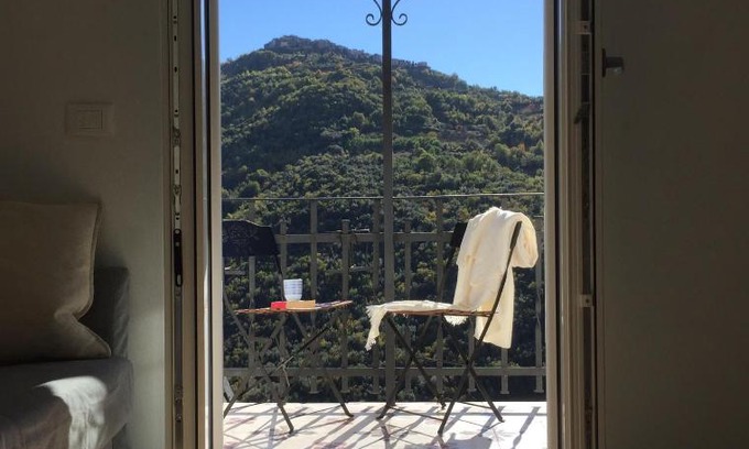 Apricale House | Enchanting House in the Medieval Village - Rated 9.5/10