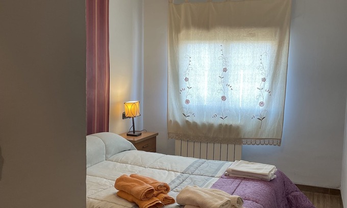 Iznatoraf Apartment | Cozy House in the Middle: Pet-Friendly & Family-Ready