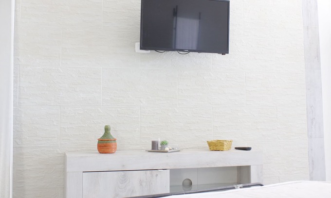 Miseno Apartment | House in the rock