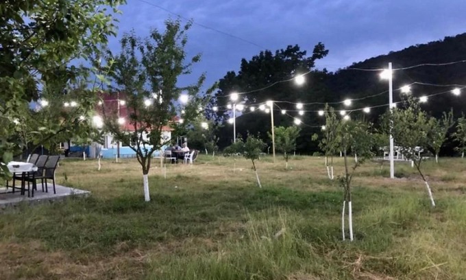 Gabala House | Kid-Friendly Retreat in the Village - Apple Paradise