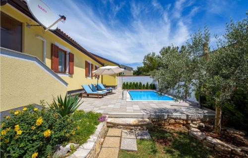 Murine House | Relax at House Katti: Family-Friendly with Pool Access