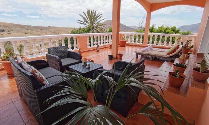 Tesejerague Cottage | Unforgettable House "La Gualjama" with Oceanfront Views