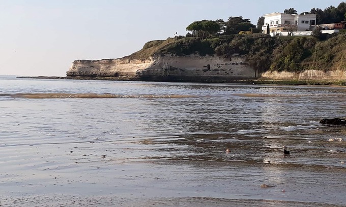 Meschers-sur-Gironde House | Ideal Meschers Town Center Retreat Steps from the Beach