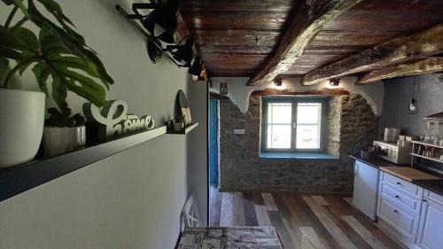 Buzet House | Pet-Friendly House Mlun with Ocean View & Pool Awaits You