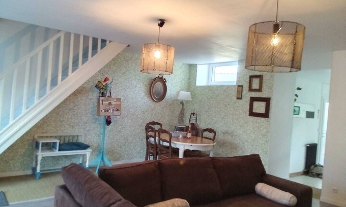 Saint-Guinoux House | Pet-Friendly Retreat Near St Malo with Ocean Views