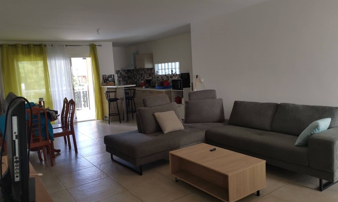 Saint-Denis Villa | Convenient House near City Center, Perfect for Families