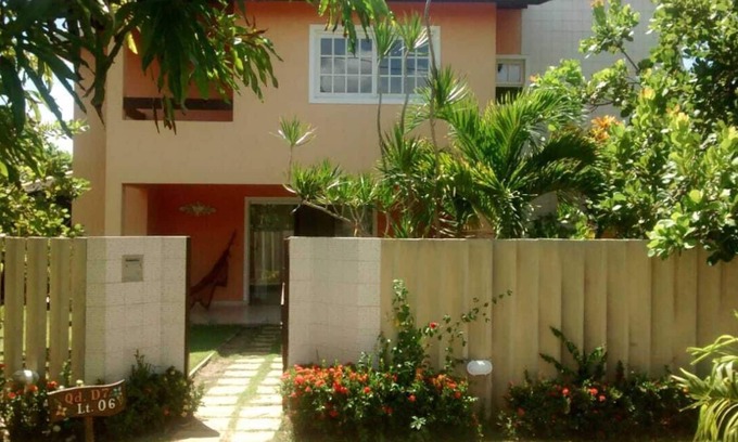 Barra do Jacuipe House | Beachside Retreat in Jacuípe Villages with Spa & Ocean View