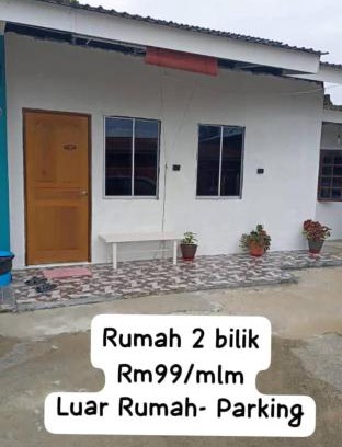Kota Samarahan House | Cozy House No 2: Family-Friendly Two-Bedroom Retreat