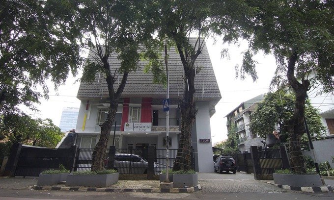 Bendungan Hilir Hotel | Budget-Friendly Stay at House of Arsonia Tulip