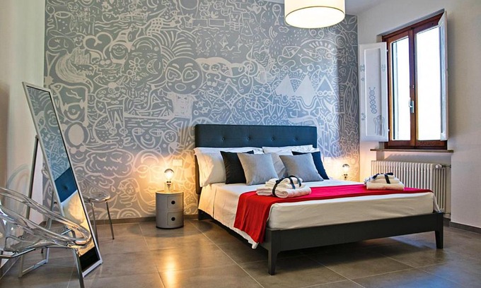 Montelupo Fiorentino Apartment | Artful Retreat: Guest Rated 10/10 & Family Friendly Stay