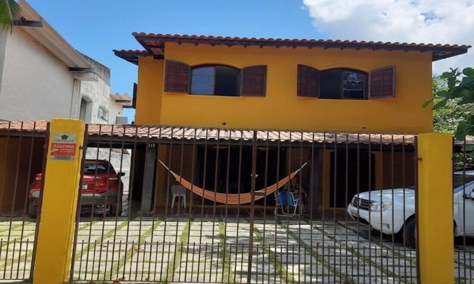 Praia de Barequecaba House | Inviting House of Barequeçaba: Pet-Friendly Getaway