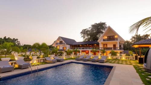 Bainguinim Villa | Discover Valley Meadows Farm: Oceanfront Bliss Awaits