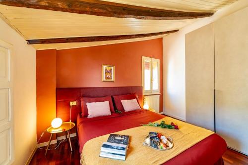 L'antico Ghetto Ebraico Apartment | Discover House of Chariot - Central Bologna Retreat