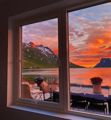 Ersfjordbotn Bed & Breakfast | House of Ellie