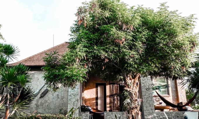 Penida Island House | Discover House of Gubuk Paon: Family & Pet-Friendly Retreat
