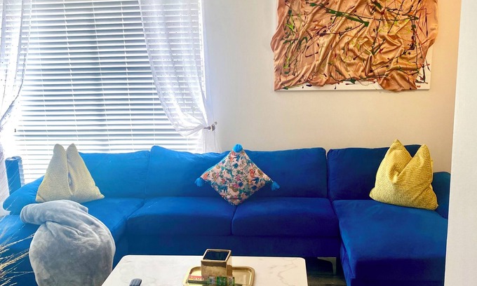 Glen Iris Apartment | Discover "Love House": A Peaceful Retreat for Families
