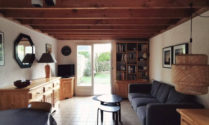 Le Croisic House | Relax at House of Subdivision with Ocean View & Spa