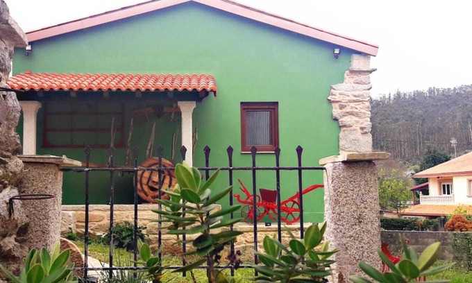 Vimianzo House | Relax at House of the Master of Treos with Spa & Breakfast