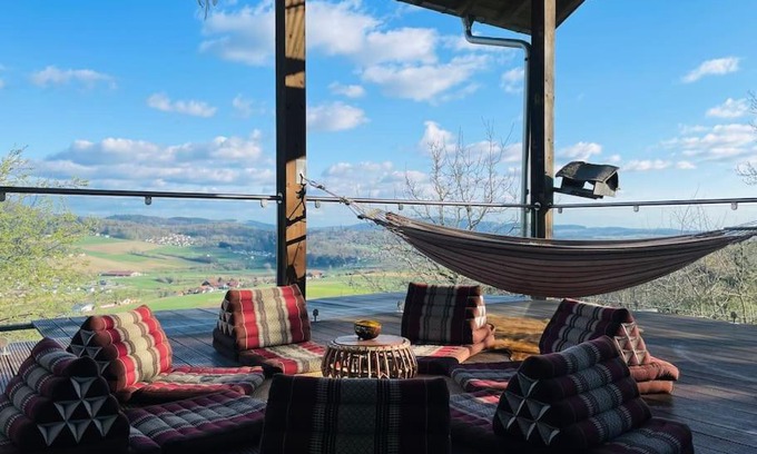 Hauzenberg Apartment | Experience the House of the Rising Sun - Guest Rated 10/10