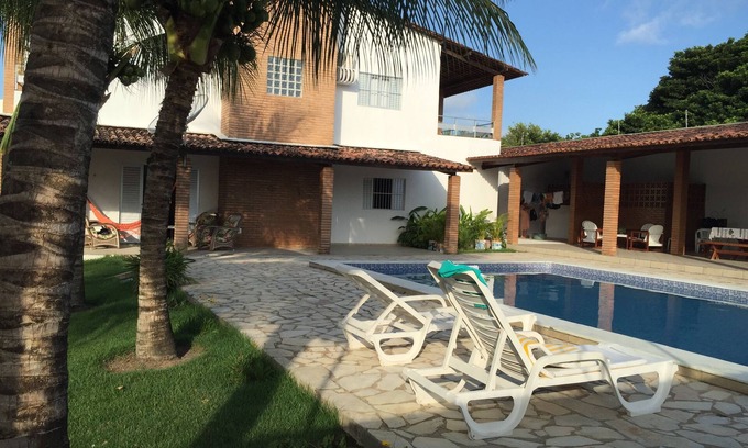 Marechal Deodoro House | Cozy House on French Beach: Family-Friendly Ocean Retreat
