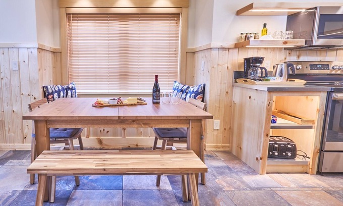Camp Sherman Cabin | Relax at House on Metolius with Spa and Family Amenities