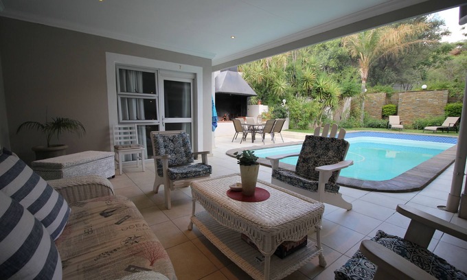 Windhoek House | Discover House on Olof Palme: Poolside Family Retreat