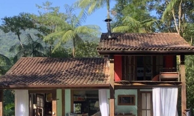 Camburi House | Tranquil Beachfront Retreat with Spa & Ocean Views