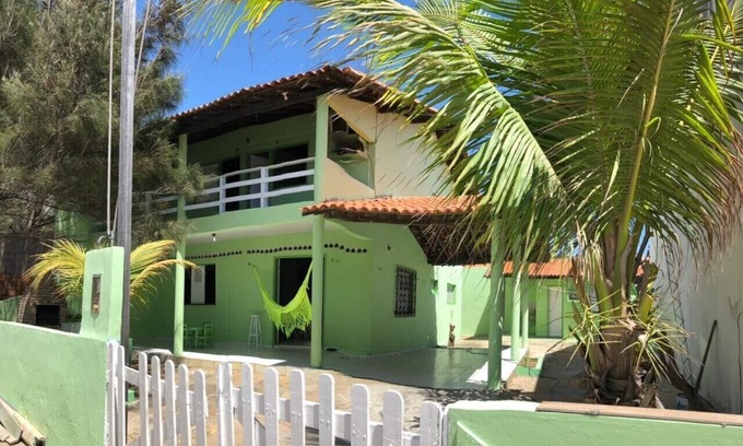 Luis Correia House | Beachfront House with Ocean View and Kitchen Amenities