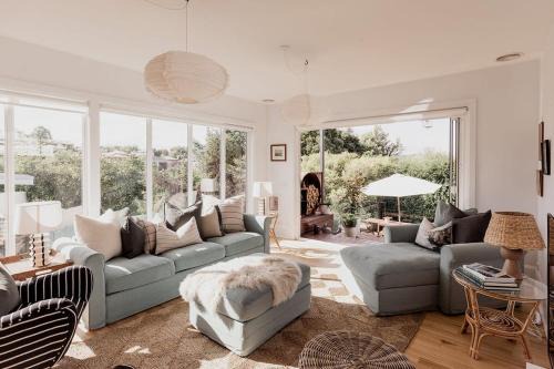 West Hobart House | Idyllic House on The Hill: A Family-Friendly Retreat