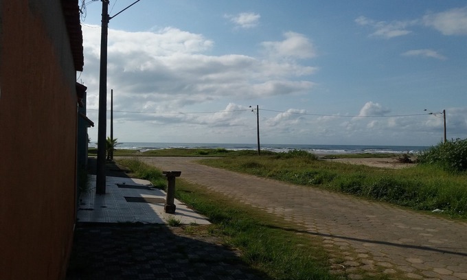 Peruibe Cottage | Seaside Retreat: Family-Friendly Getaway with Ocean Views