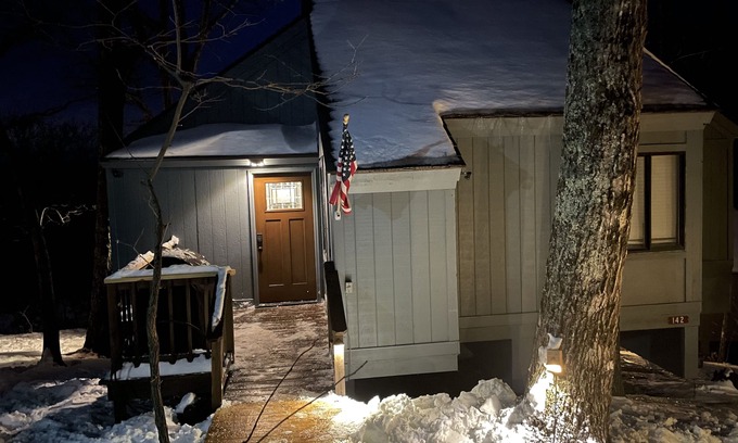 Treeloft Ski Chalet | Unforgettable Ski-in/Ski-out Retreat on Lower Tyro Slope