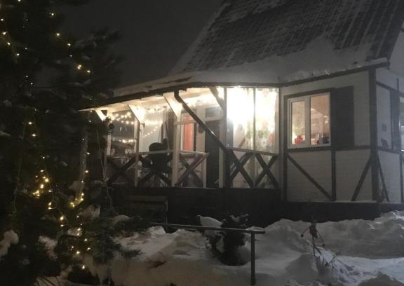 Kruglino House | Guest Rated: House Panoramy with Hot Tub & Family Amenities