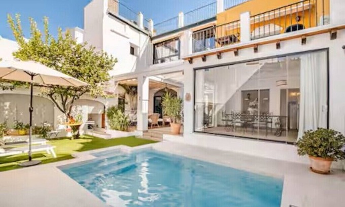 Sanlucar de Barrameda House | Reformed Palace with Ocean View and Private Pool in Sanlucar