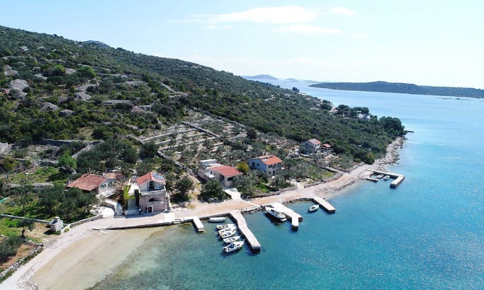 Tkon House | Pet-Friendly House Roko with Oceanfront Views in Tkon