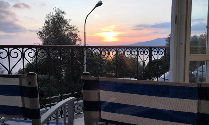 Zoagli Apartment | Family-Friendly House Rouge by Holiday World Awaits You