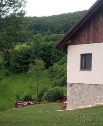 Otocac Ski Chalet | House S&D: Highly Rated Stay with Family-Friendly Amenities