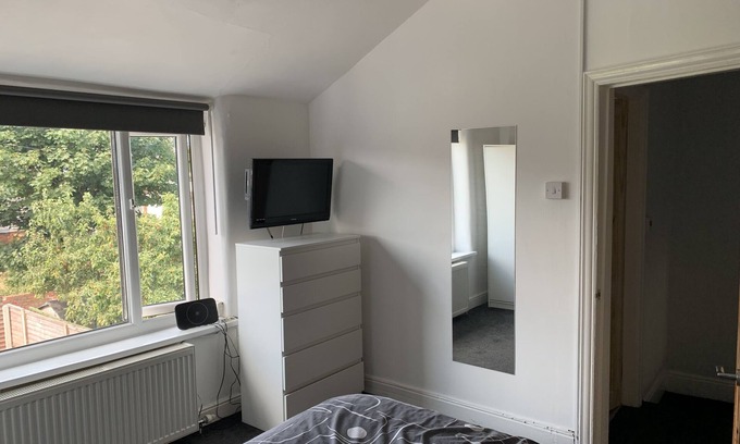 Lytham St. Anne's House | Cozy House in Prime Location of Lytham St Annes - 10/10 Rated