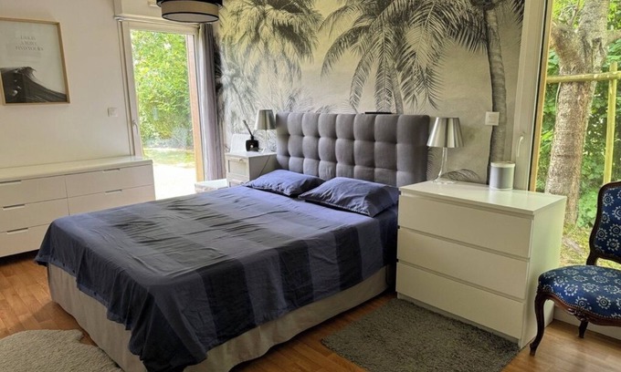 Bois-d'Arcy House | House sleeps 6 - 2 800€/semaine