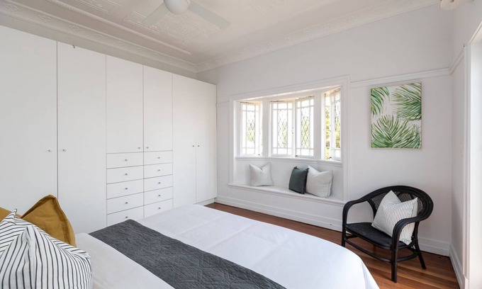 Auchenflower House | Private Retreat with Backyard - 10/10 Guest Rating