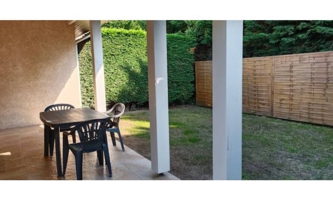 Angresse Apartment | House type 2 on one level with garden