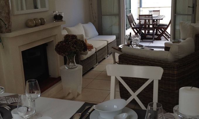 St.-Remy-de-Provence House | Stunning Villa Retreat in Saint-Rémy-de-Provence