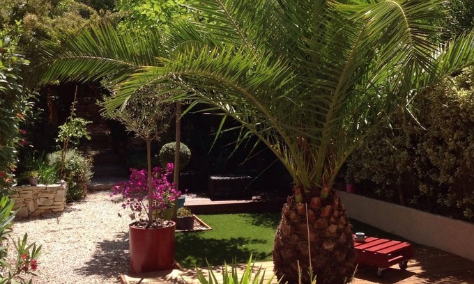 Aubagne House | Oceanfront Villa in Aubagne with Outstanding 9.8 Rating