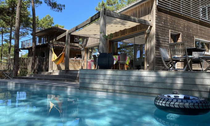 Carcans Plage House | Experience Carcans-Plage: Oceanfront Pool Villa Retreat